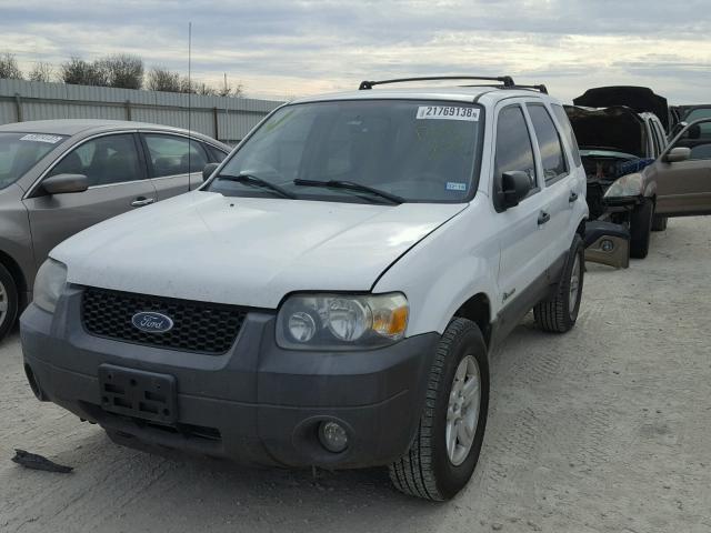 1FMYU95H56KD56253 - 2006 FORD ESCAPE HEV WHITE photo 2