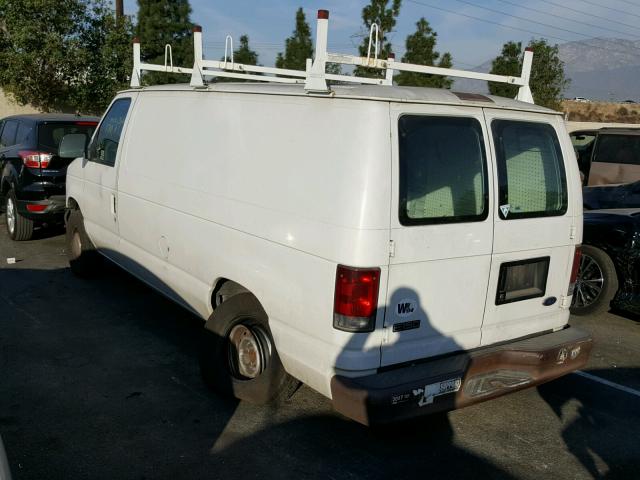 1FTRE14282HA26182 - 2002 FORD ECONOLINE WHITE photo 3