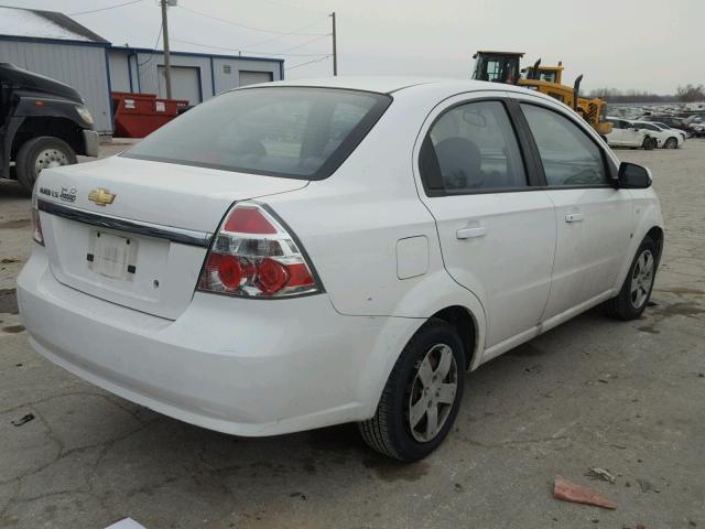 KL1TD56688B116046 - 2008 CHEVROLET AVEO BASE WHITE photo 4