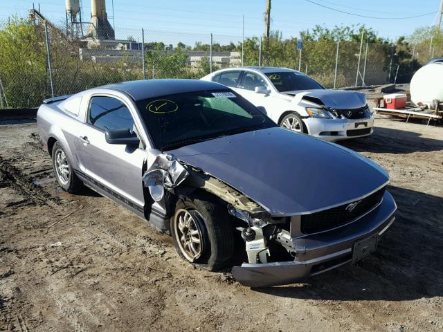 1ZVFT80NX75258385 - 2007 FORD MUSTANG GRAY photo 1