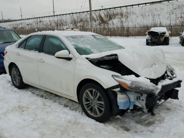 4T1BF1FK7FU927399 - 2015 TOYOTA CAMRY LE WHITE photo 1