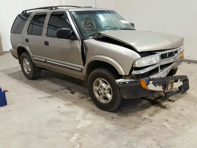 1GNDT13W612133714 - 2001 CHEVROLET BLAZER BEIGE photo 1