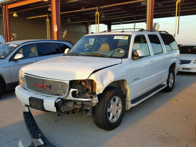 1GKFK66UX4J183560 - 2004 GMC YUKON XL D WHITE photo 2