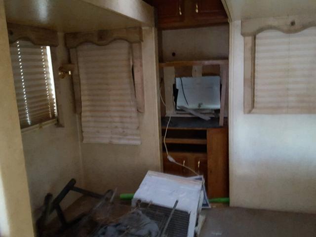 1UJCJ02RXY1KH0134 - 2000 JAYC MOTORHOME WHITE photo 8