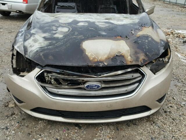 1FAHP2D89HG137263 - 2017 FORD TAURUS SE TAN photo 7