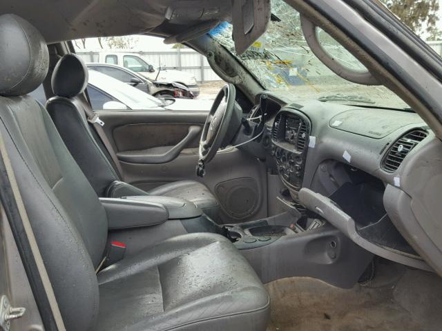 5TBDT44165S485079 - 2005 TOYOTA TUNDRA DOU GRAY photo 5