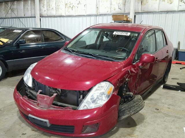 3N1BC11E29L401150 - 2009 NISSAN VERSA S RED photo 2