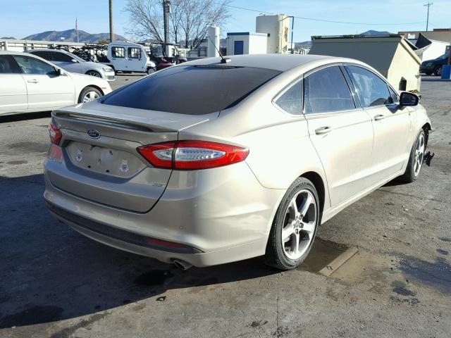 3FA6P0H77FR244394 - 2015 FORD FUSION SE BEIGE photo 4