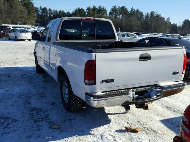 1FTZX17W3WKB91557 - 1998 FORD F150 WHITE photo 3