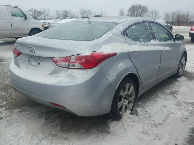 5NPDH4AEXBH006843 - 2011 HYUNDAI ELANTRA GL SILVER photo 4