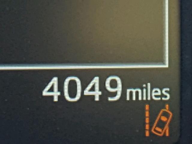 JTMZFREV8HJ129205 - 2017 TOYOTA RAV4 LE WHITE photo 8