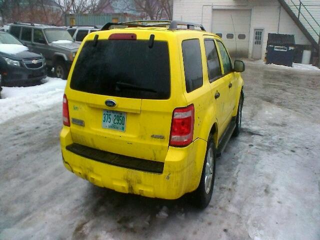 1FMCU93138KA34486 - 2008 FORD ESCAPE XLT YELLOW photo 4