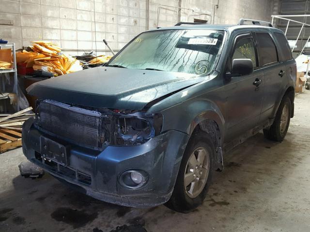 1FMCU9D75AKC06476 - 2010 FORD ESCAPE XLT TEAL photo 2