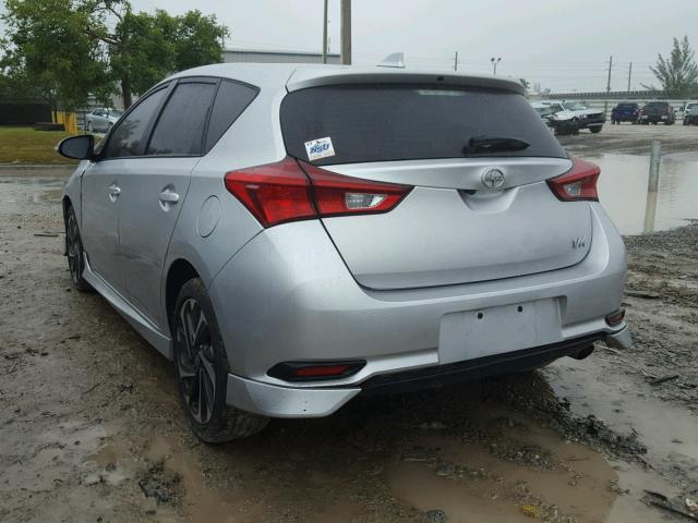 JTNKARJE5GJ514558 - 2016 TOYOTA SCION IM SILVER photo 3