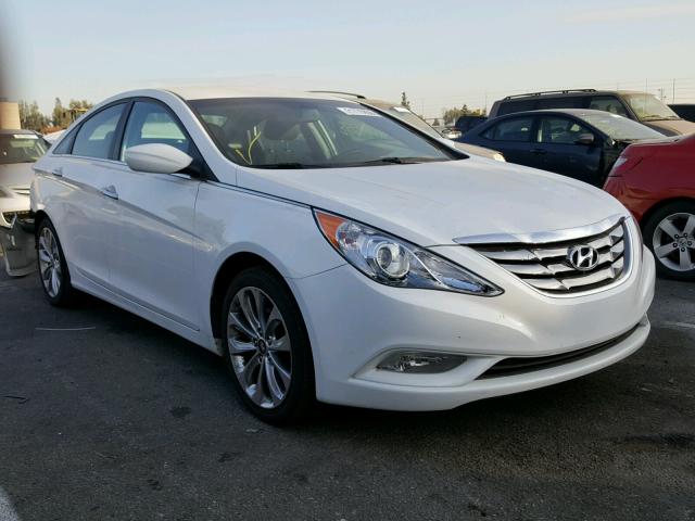 5NPEC4AC2DH766558 - 2013 HYUNDAI SONATA SE WHITE photo 1