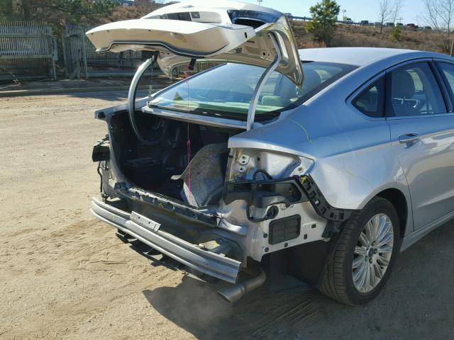 3FA6P0LU4DR218037 - 2013 FORD FUSION SE SILVER photo 9