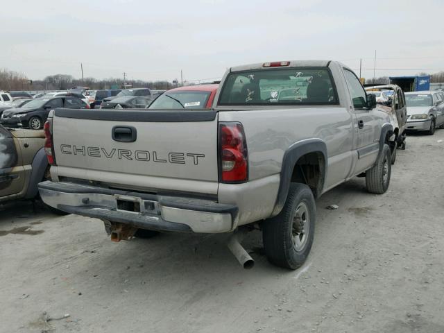 1GCHC24U74E262383 - 2004 CHEVROLET SILVERADO TAN photo 4