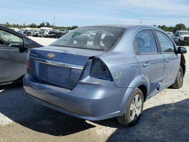 KL1TD56647B113157 - 2007 CHEVROLET AVEO BASE BLUE photo 4