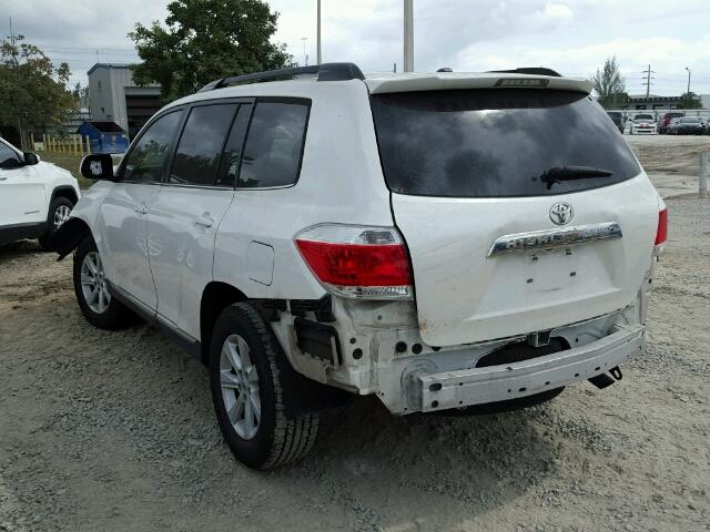 5TDZA3EH4BS016495 - 2011 TOYOTA HIGHLANDER WHITE photo 3