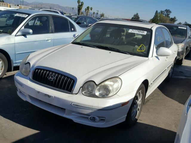 KMHWF35H44A968140 - 2004 HYUNDAI SONATA GLS WHITE photo 2