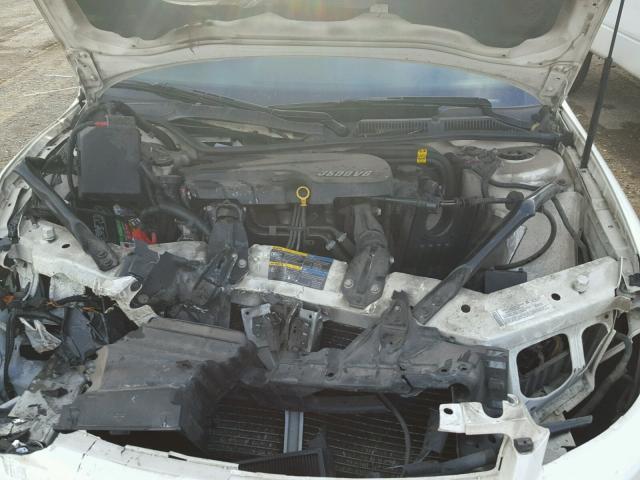 2G1WB55K689185693 - 2008 CHEVROLET IMPALA LS WHITE photo 7