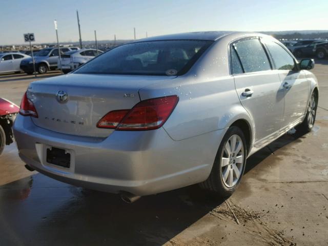 4T1BK36B15U039575 - 2005 TOYOTA AVALON XL SILVER photo 4