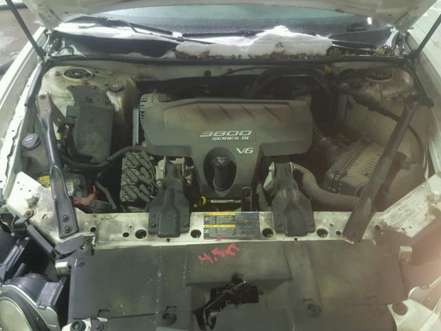 2G4WD532851262266 - 2005 BUICK LACROSSE C WHITE photo 7