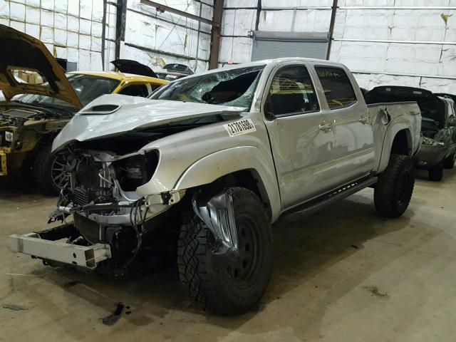 3TMMU4FNXBM027254 - 2011 TOYOTA TACOMA DOU SILVER photo 2