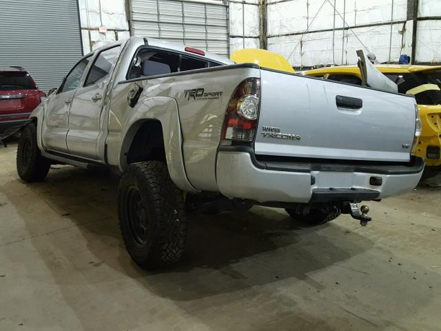 3TMMU4FNXBM027254 - 2011 TOYOTA TACOMA DOU SILVER photo 3