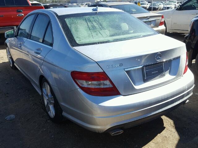 WDDGF5EB2BA473552 - 2011 MERCEDES-BENZ C 300 银色 照片 3