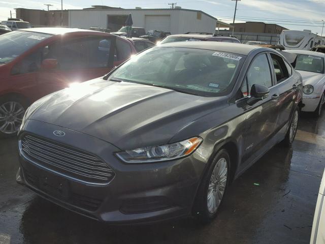 3FA6P0LU5GR357842 - 2016 FORD FUSION SE GRAY photo 2