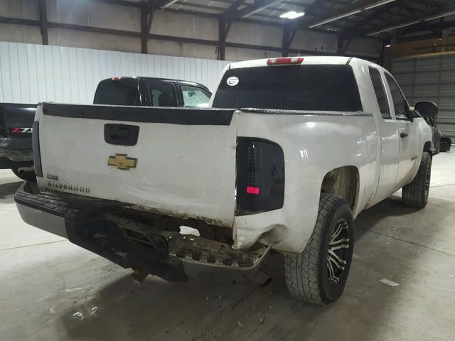 1GCEK19039Z155076 - 2009 CHEVROLET SILVERADO WHITE photo 4