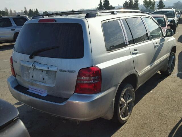 JTEHF21A730137389 - 2003 TOYOTA HIGHLANDER SILVER photo 4