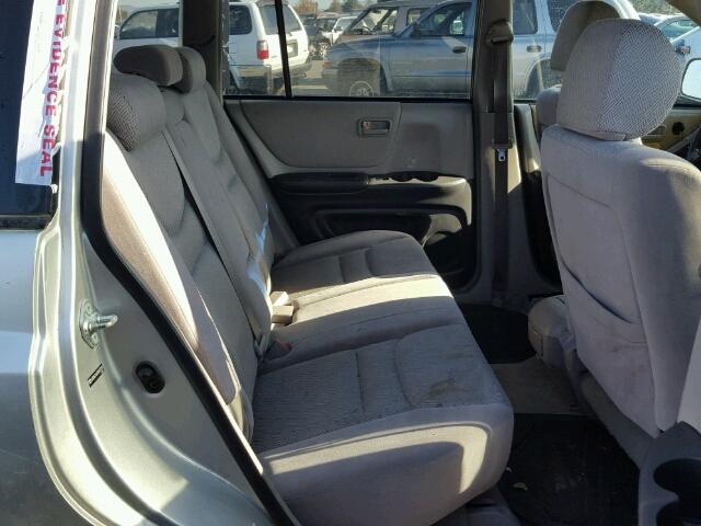 JTEHF21A730137389 - 2003 TOYOTA HIGHLANDER SILVER photo 6