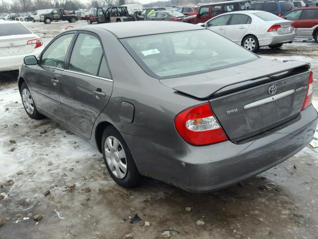 4T1BE32K22U578148 - 2002 TOYOTA CAMRY LE GRAY photo 3