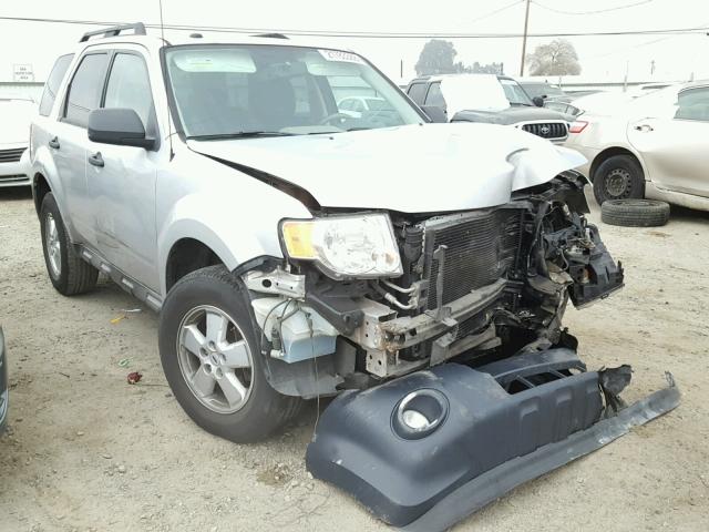 1FMCU03G89KD10114 - 2009 FORD ESCAPE XLT SILVER photo 1