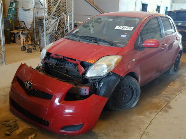 JTDKT4K34B5332351 - 2011 TOYOTA YARIS RED photo 2