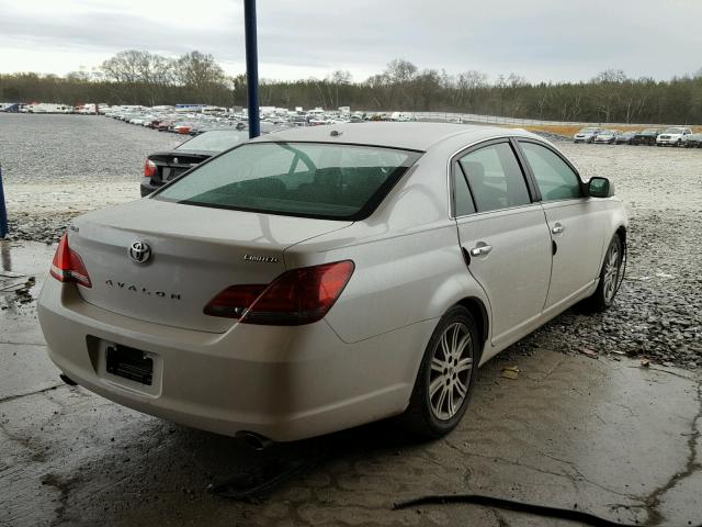 4T1BK3DB3AU356299 - 2010 TOYOTA AVALON XL WHITE photo 4