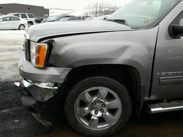 3GTEK33M99G177736 - 2009 GMC SIERRA K15 GRAY photo 9