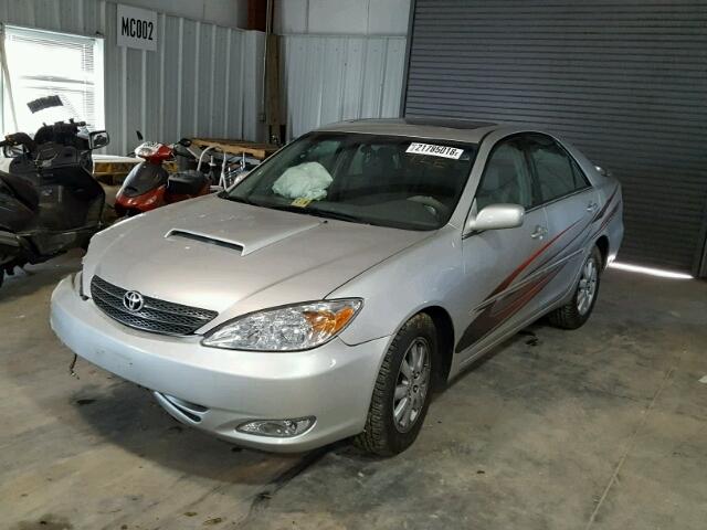 4T1BF30K43U545444 - 2003 TOYOTA CAMRY LE SILVER photo 2