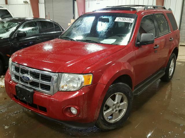 1FMCU0D76AKD19302 - 2010 FORD ESCAPE XLT RED photo 2