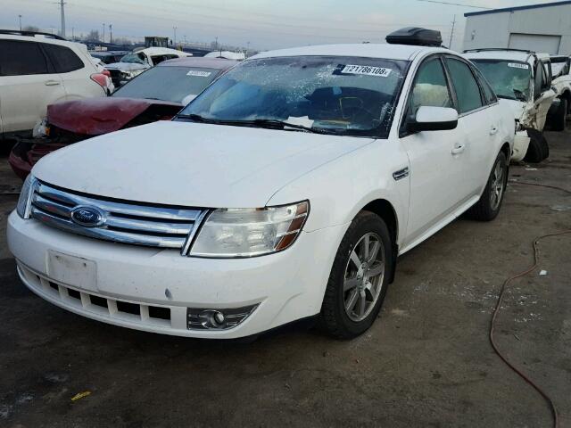 1FAHP24W38G179863 - 2008 FORD TAURUS SEL WHITE photo 2