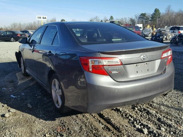 4T1BF1FK5CU047510 - 2012 TOYOTA CAMRY BASE GRAY photo 3