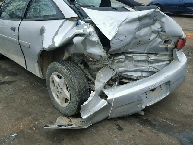 1G1JC12F357168001 - 2005 CHEVROLET CAVALIER SILVER photo 9