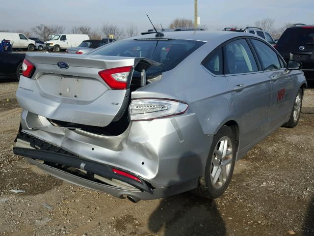 3FA6P0H76GR110803 - 2016 FORD FUSION SE SILVER photo 4