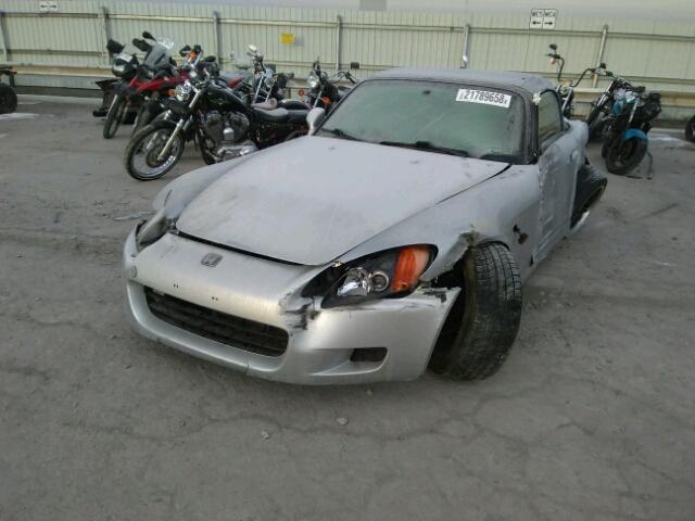 JHMAP114X2T004564 - 2002 HONDA S2000 SILVER photo 2