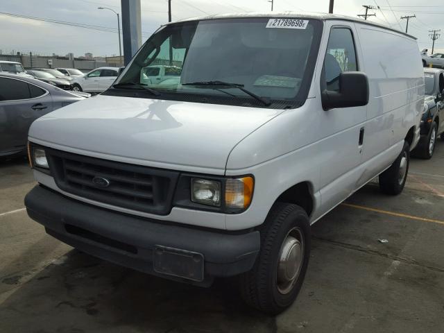 1FTNE24L73HA21733 - 2003 FORD ECONOLINE WHITE photo 2