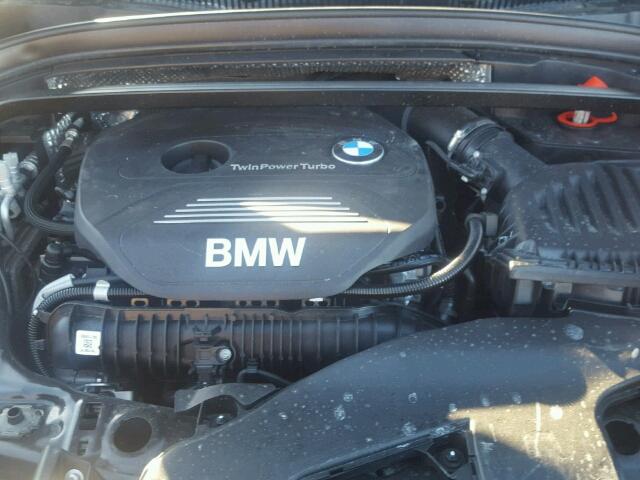 WBXHT3Z36H4A54079 - 2017 BMW X1 XDRIVE2 Schwarz Foto 7