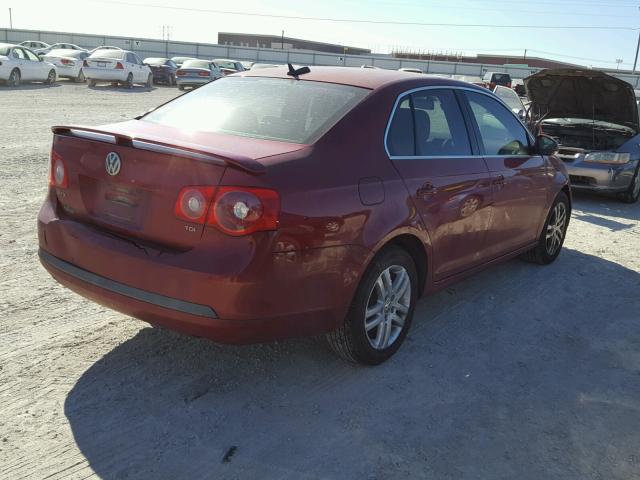 3VWDT71K26M783973 - 2006 VOLKSWAGEN JETTA TDI RED photo 4