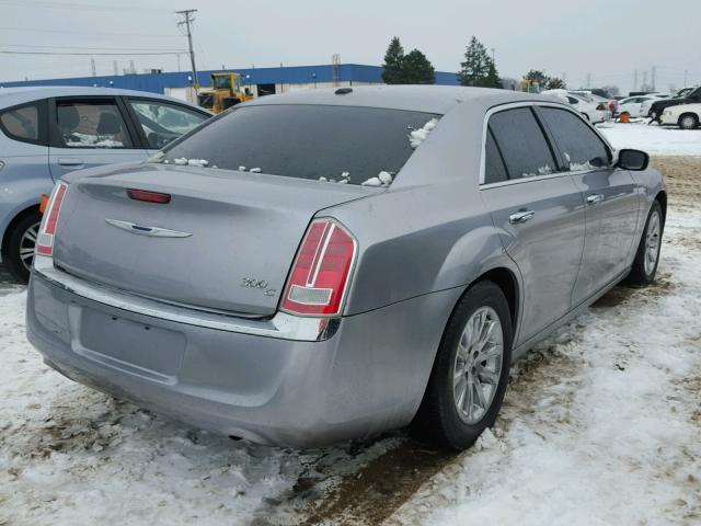 2C3CCAET1DH647087 - 2013 CHRYSLER 300C SILVER photo 4